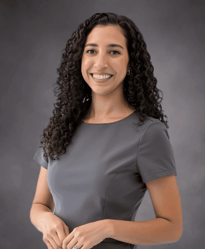 Gabriela Peña, MD